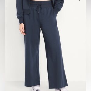 Old Navy Dark Blue Wide-Leg high waisted SweatPants